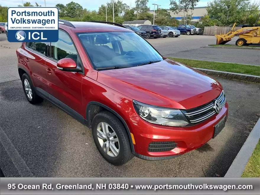 2015 Volkswagen Tiguan S photo 1