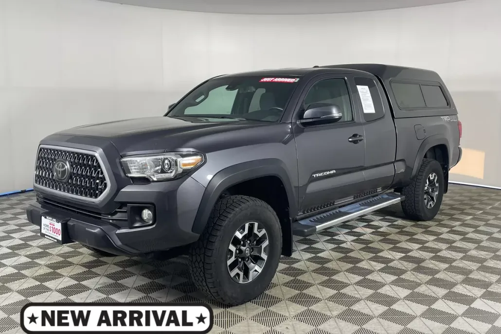2019 Toyota Tacoma TRD V6 photo 1