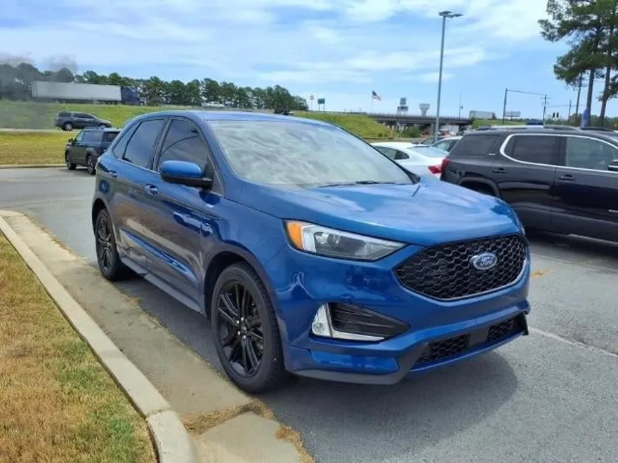 2021 Ford Edge ST-Line photo 1
