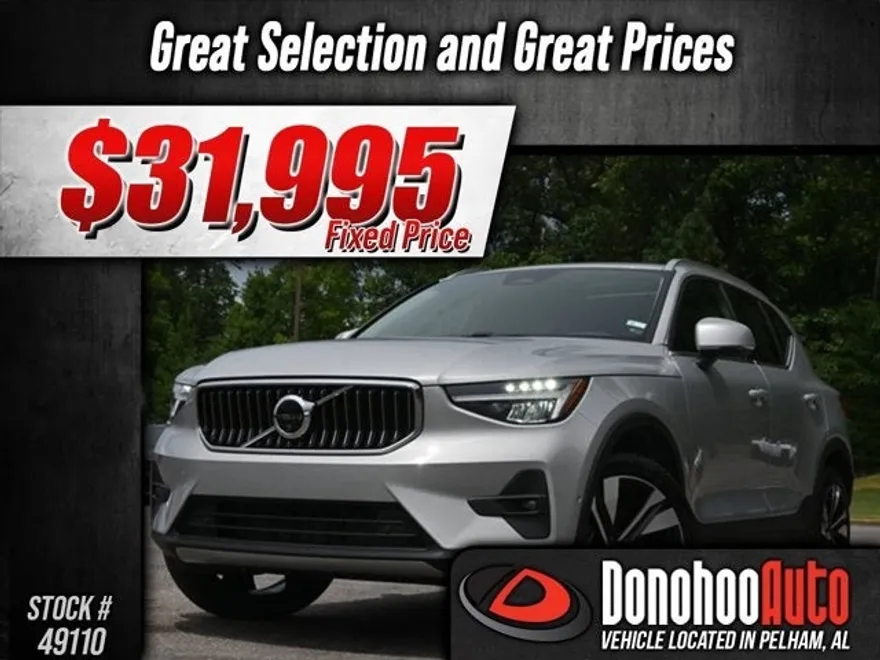 2025 Volvo XC40 Plus photo 1