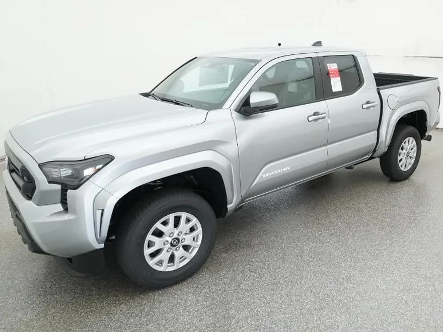 2025 Toyota Tacoma SR5 photo 1