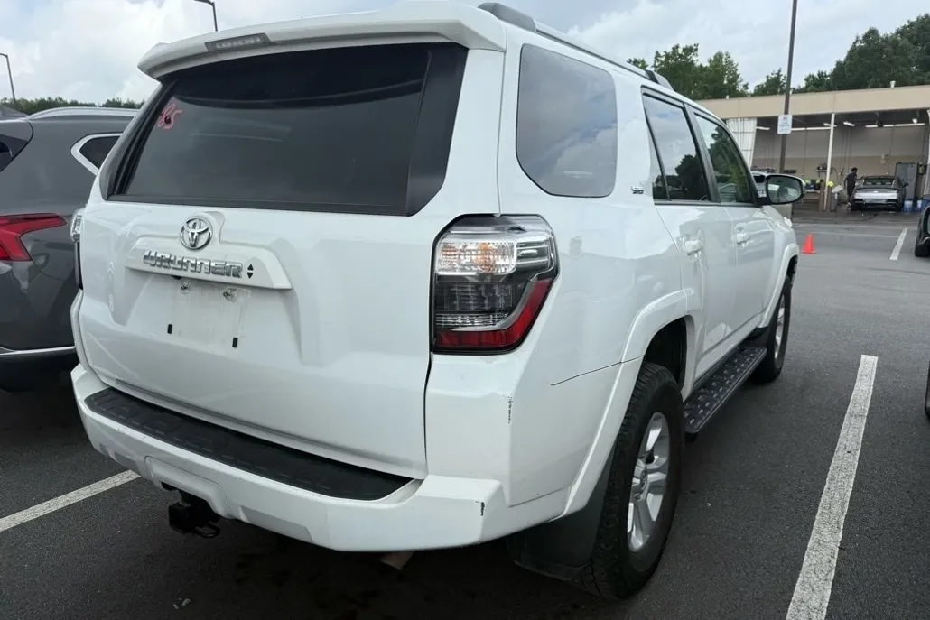 2024 Toyota 4Runner SR5 photo 1
