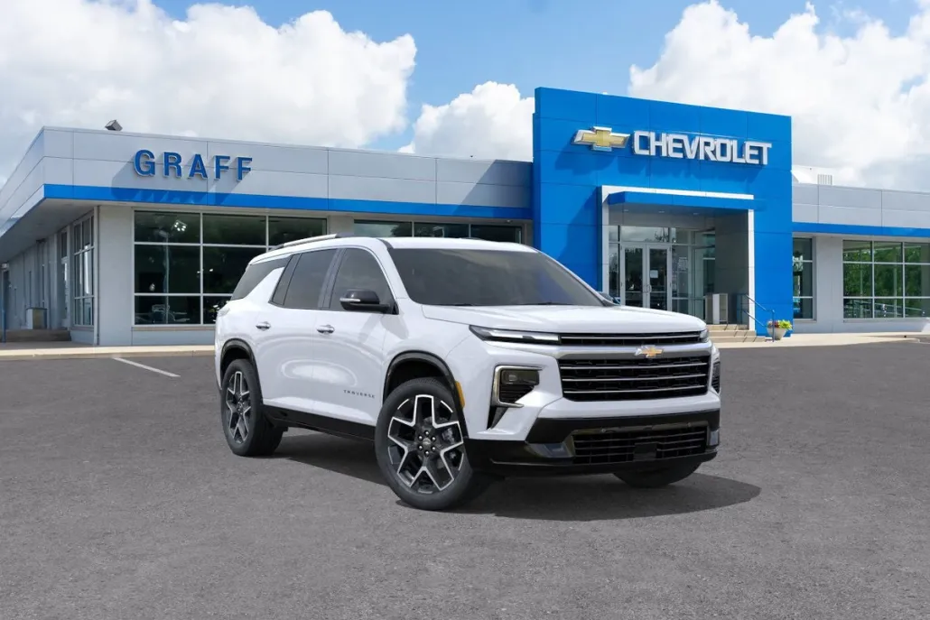 2026 Chevrolet Traverse High Country photo 1