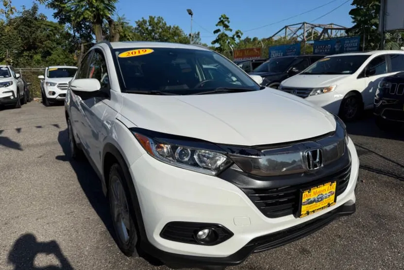 2019 Honda HR-V EX photo 1