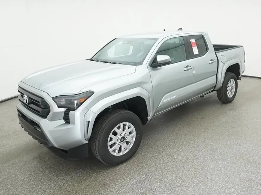 2025 Toyota Tacoma SR5 photo 1