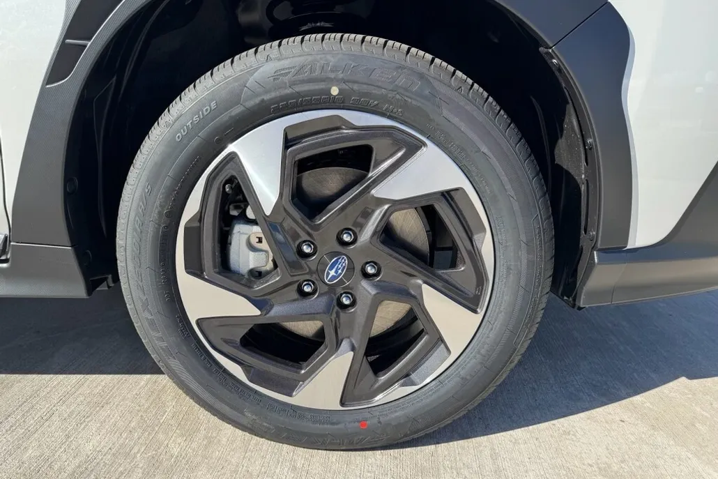 2025 Subaru Crosstrek Limited photo 1