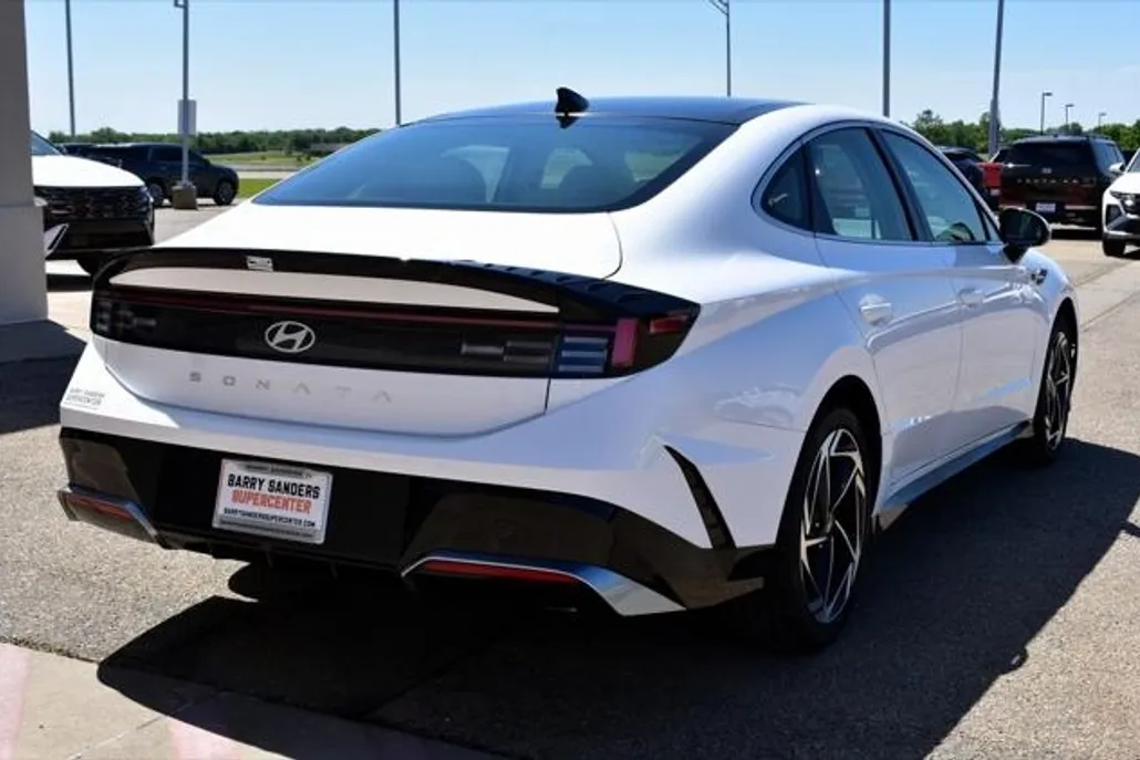 2025 Hyundai Sonata SEL Convenience photo 1