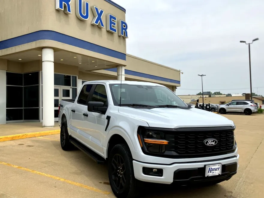 2025 Ford F-150 STX photo 1