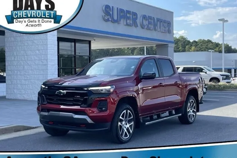 2024 Chevrolet Colorado Z71 photo 1