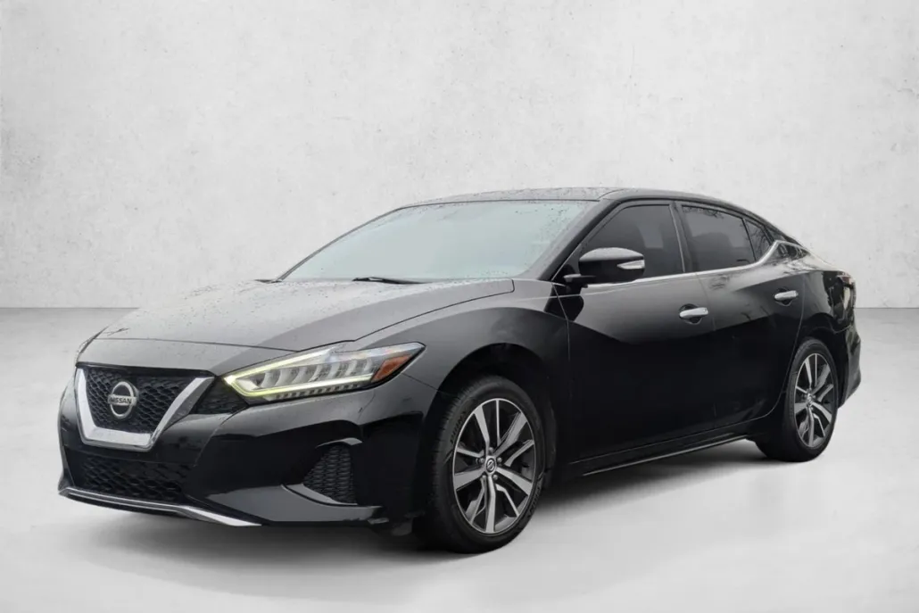 2019 Nissan Maxima SV photo 1