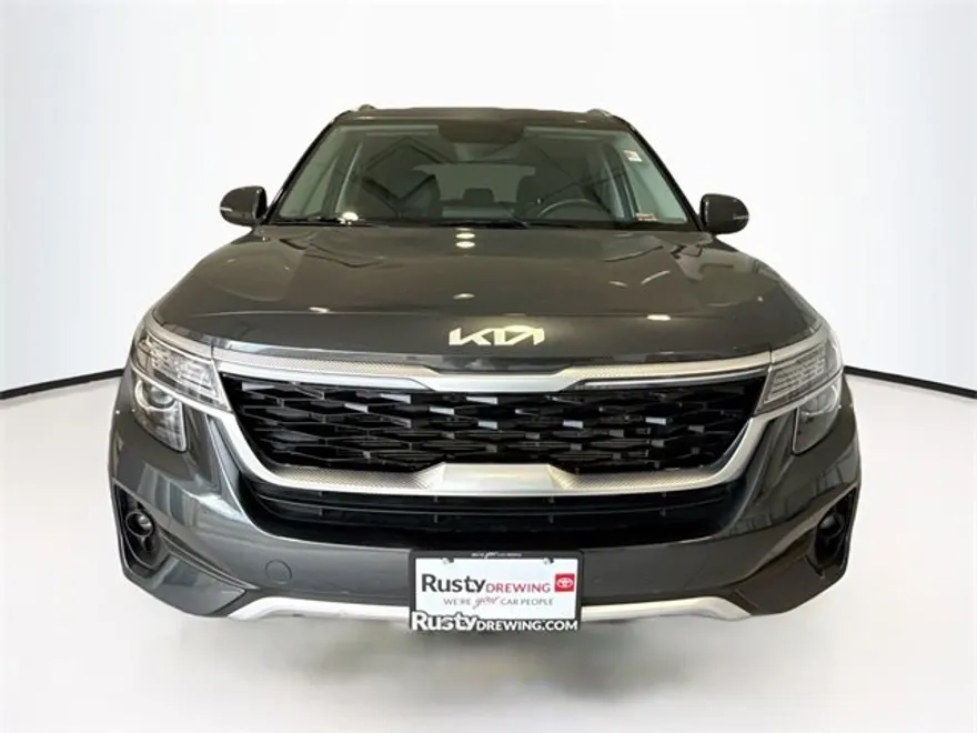 2023 Kia Seltos S photo 1