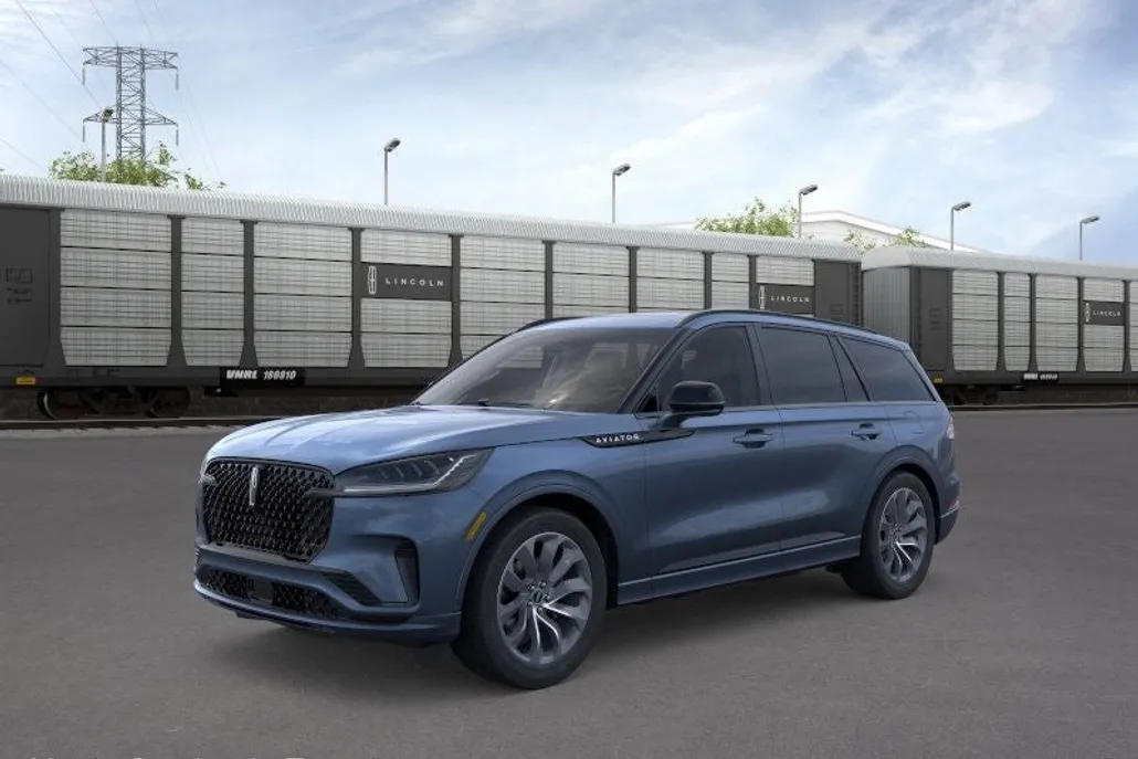 2025 Lincoln Aviator Premiere photo 1