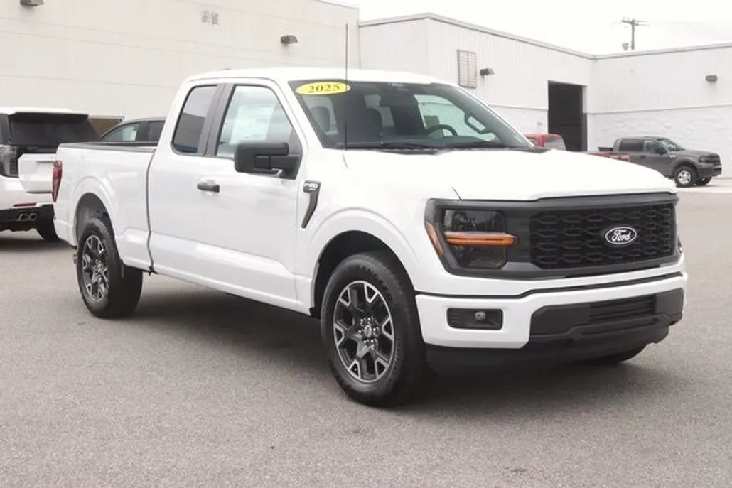 2025 Ford F-150 STX photo 1