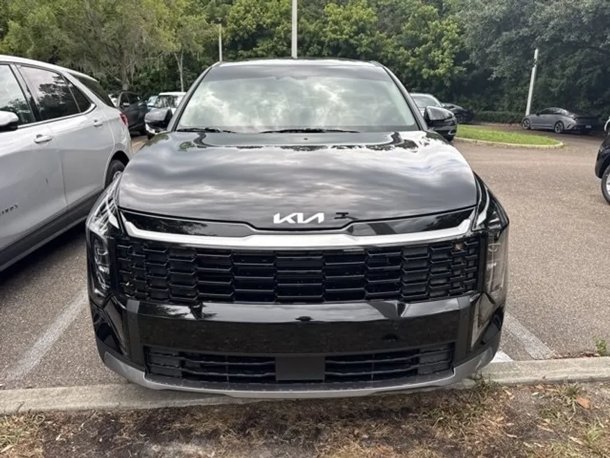 2026 Kia Sportage EX photo 1