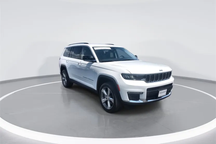 2022 Jeep Grand Cherokee Limited photo 1