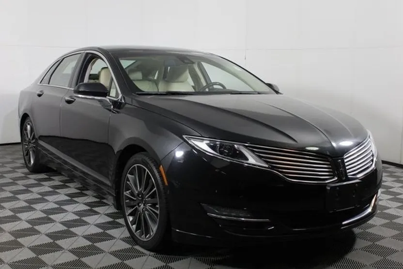 2015 Lincoln MKZ Hybrid photo 1