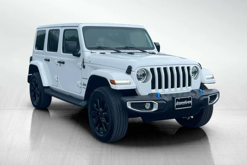 2022 Jeep Wrangler 4xe Unlimited Sahara photo 1