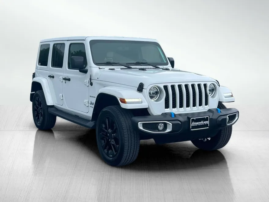 2022 Jeep Wrangler 4xe Unlimited Sahara photo 1