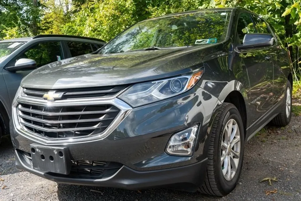 2019 Chevrolet Equinox LT photo 1