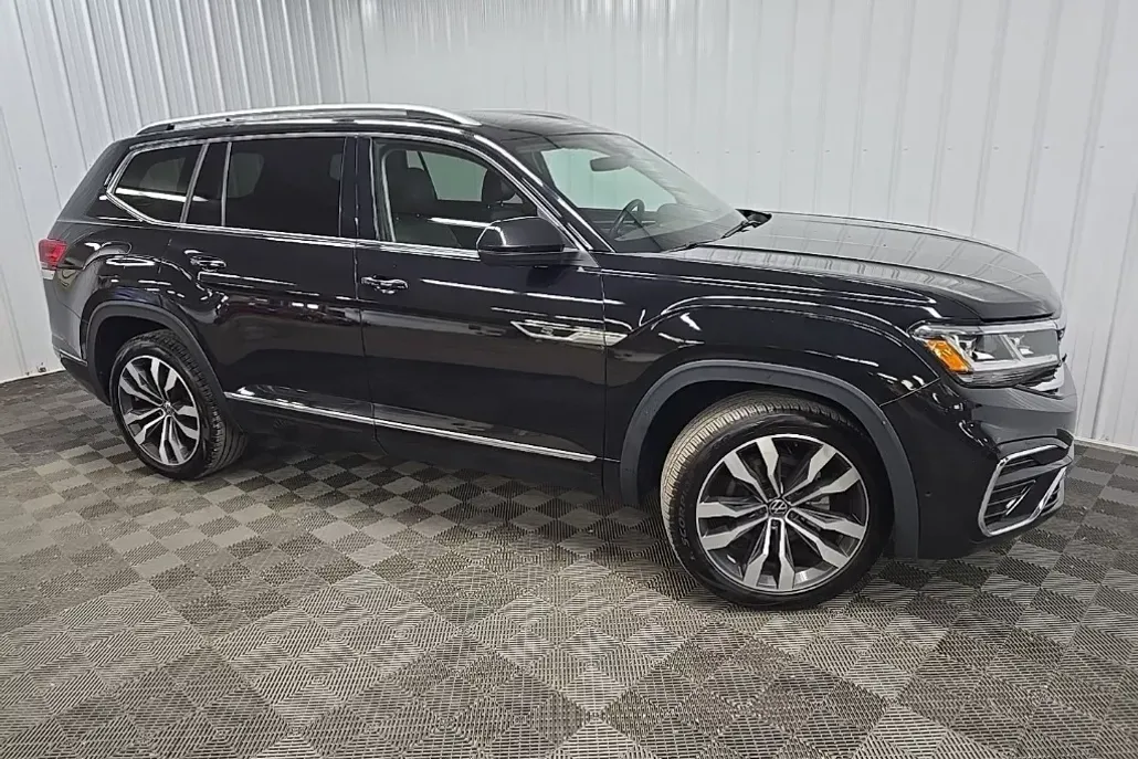 2022 Volkswagen Atlas V6 SEL Premium R-Line photo 1