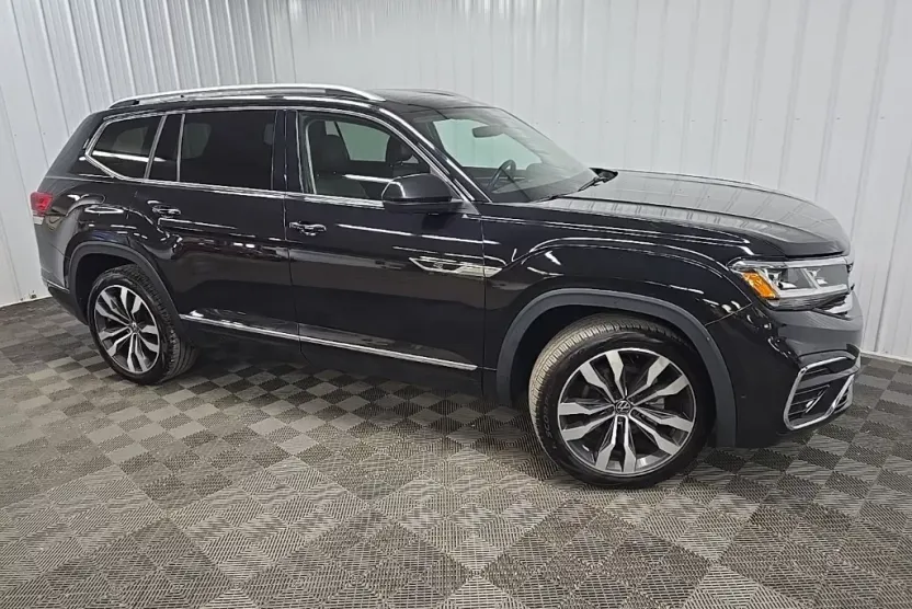 2022 Volkswagen Atlas V6 SEL Premium R-Line photo 1