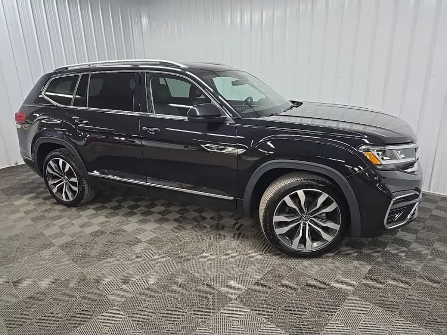 2022 Volkswagen Atlas V6 SEL Premium R-Line photo 1