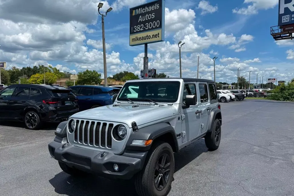 2022 Jeep Wrangler Unlimited Sport Altitude photo 1