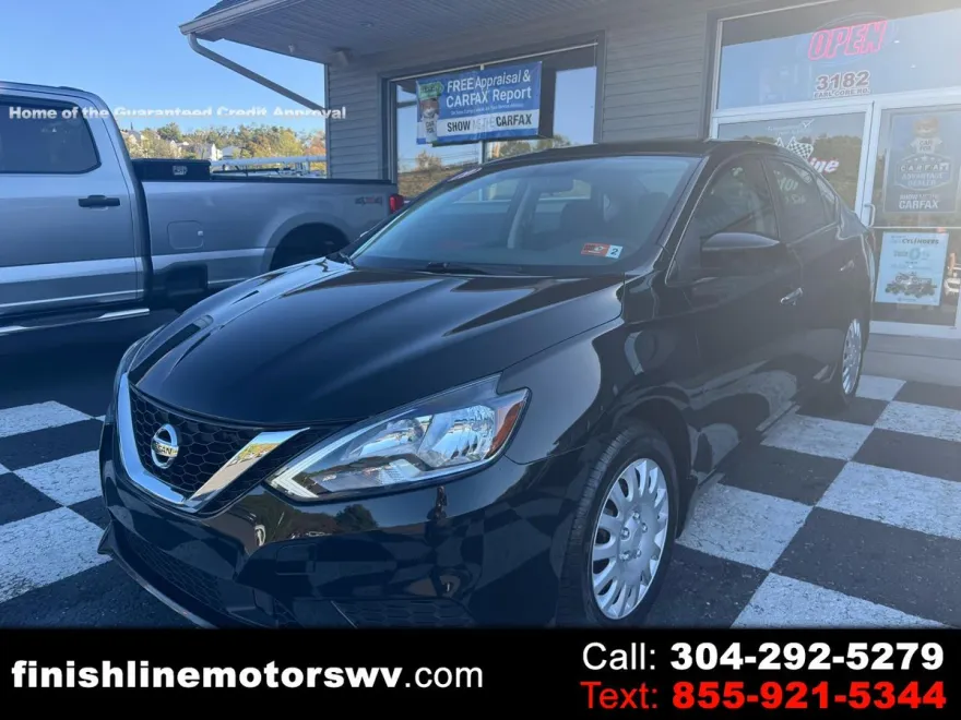 2019 Nissan Sentra S photo 1