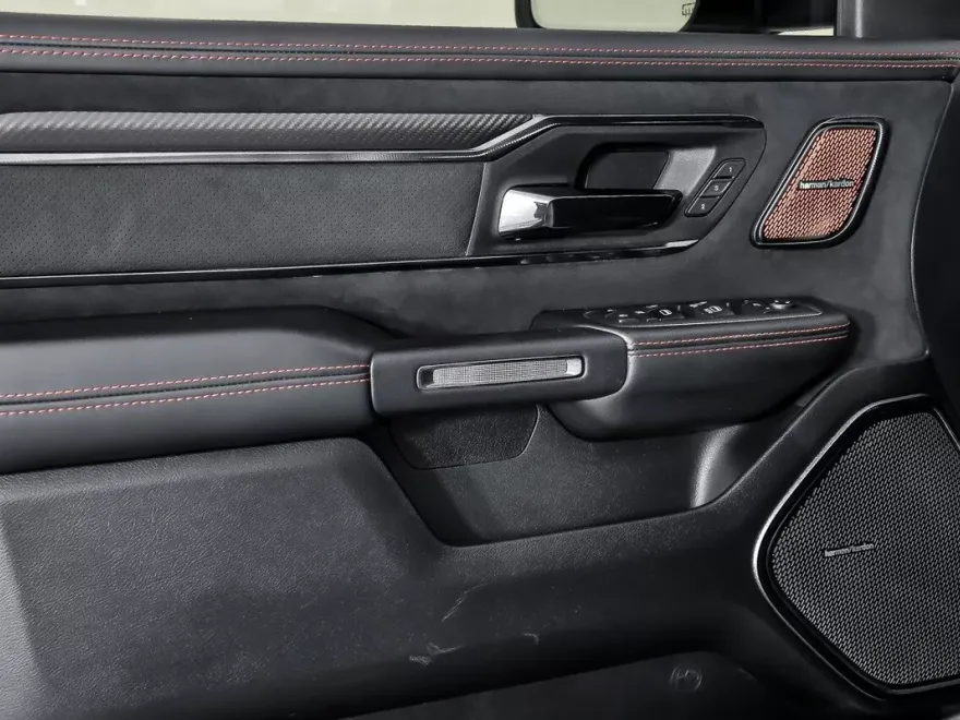 2021 Ram 1500 photo 18