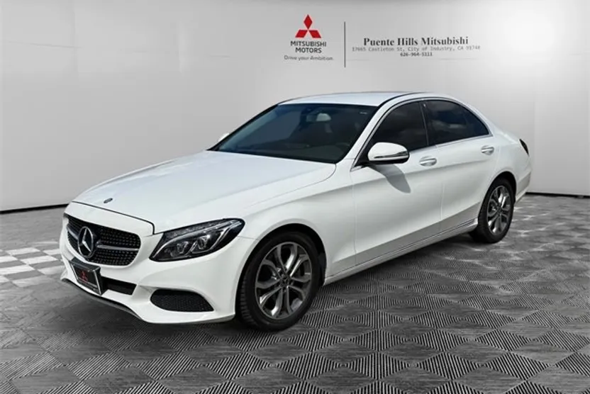 2017 Mercedes Benz C 300 photo 1
