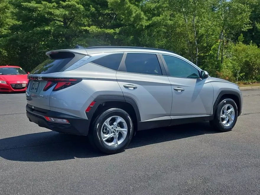 2024 Hyundai Tucson SEL photo 1
