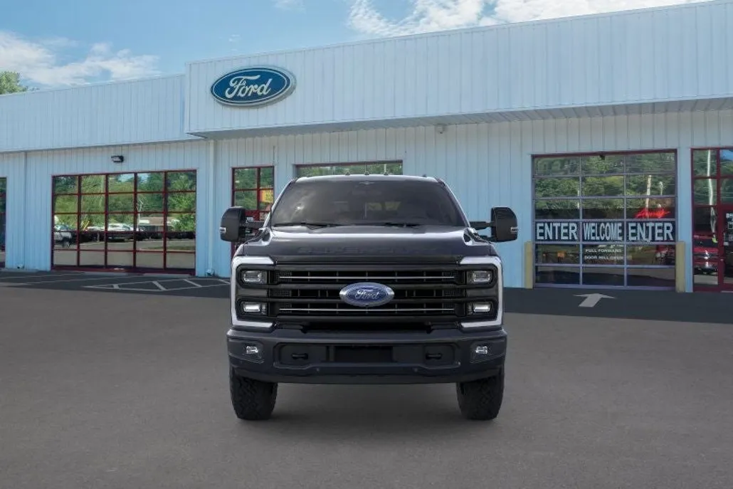 2025 Ford F-350 Platinum photo 1