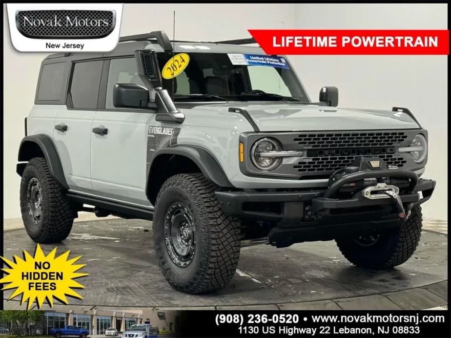 2024 Ford Bronco Everglades photo 1