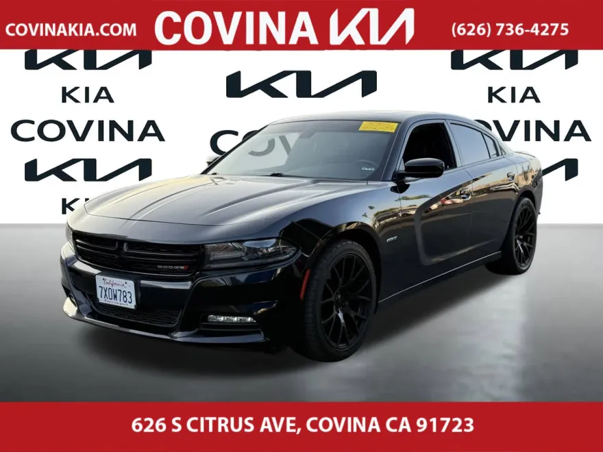 2017 Dodge Charger R/T photo 1