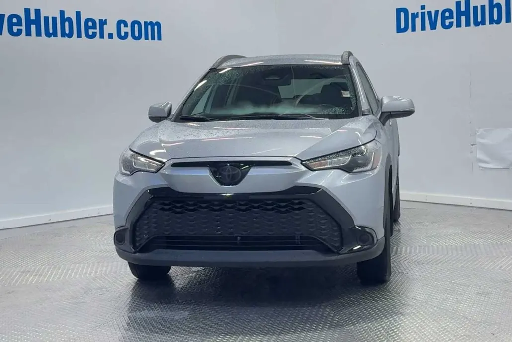 2023 Toyota Corolla Cross Hybrid SE photo 1
