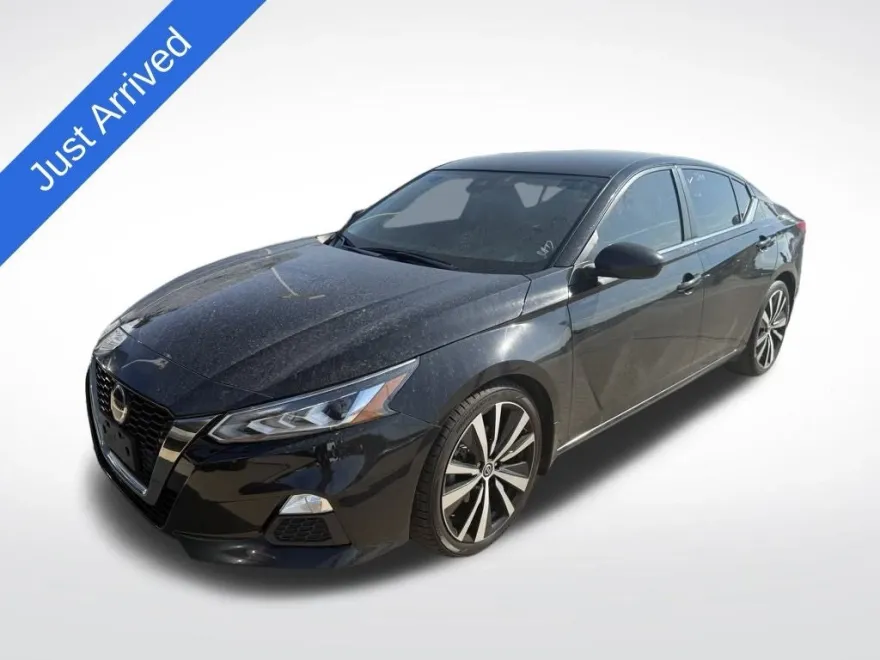 2021 Nissan Altima SR photo 1