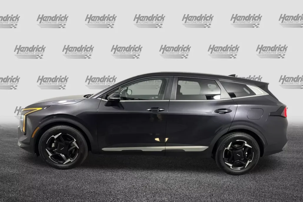 2026 Kia Sportage EX photo 1
