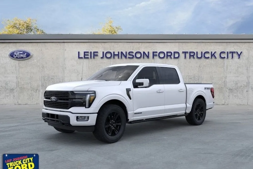 2025 Ford F-150 Platinum photo 1