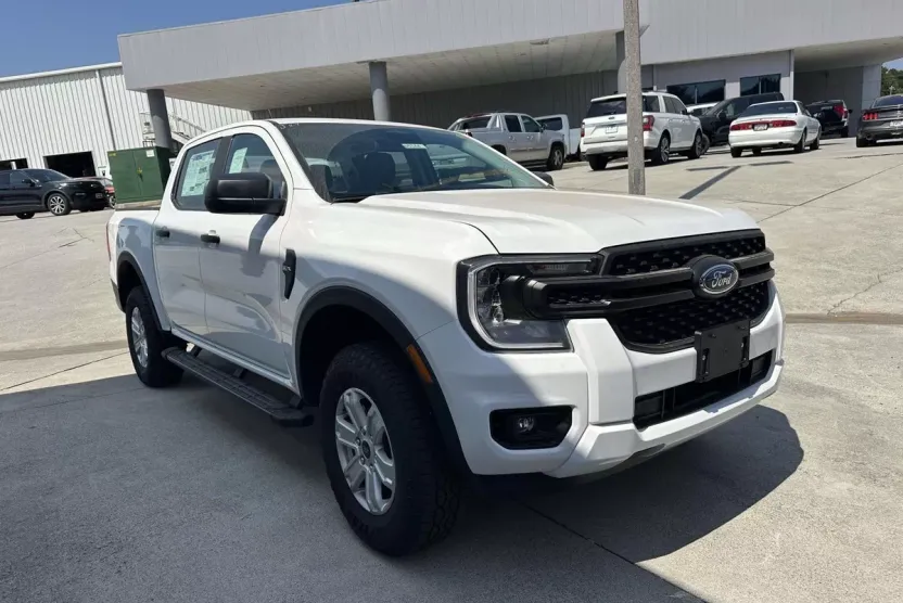 2025 Ford Ranger XL photo 1