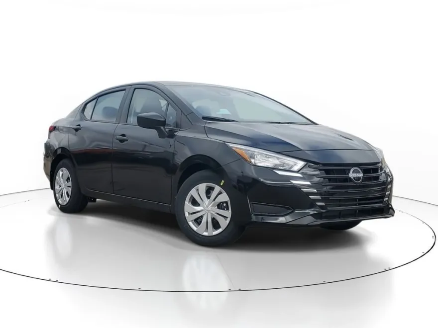 2025 Nissan Versa S photo 1