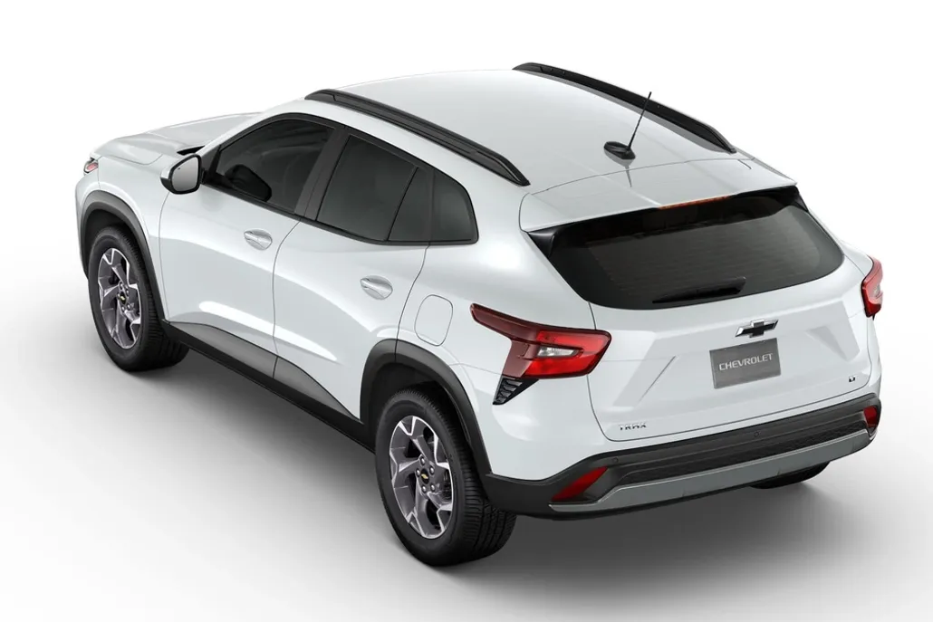 2025 Chevrolet Trax LT photo 1
