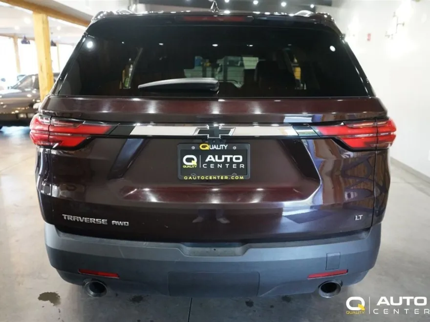 2023 Chevrolet Traverse Leather photo 1