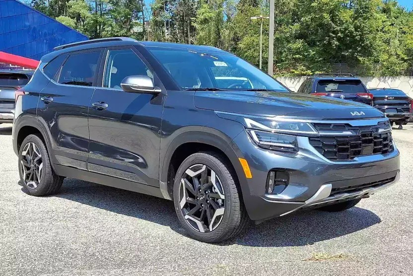 2026 Kia Seltos SX photo 1