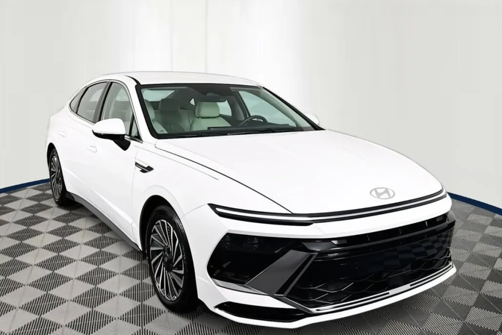 2024 Hyundai Sonata Hybrid SEL photo 1