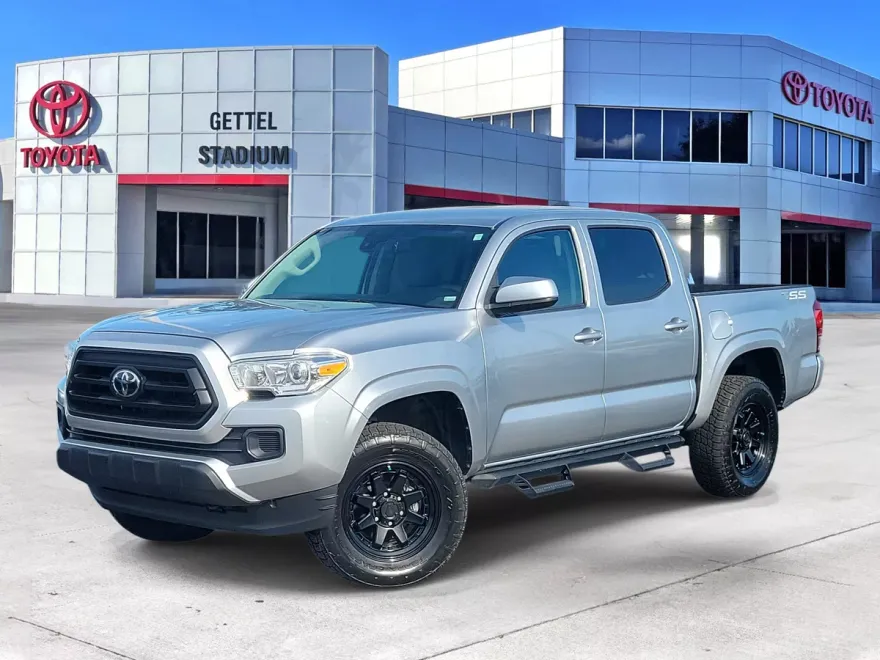 2023 Toyota Tacoma SR V6 photo 1