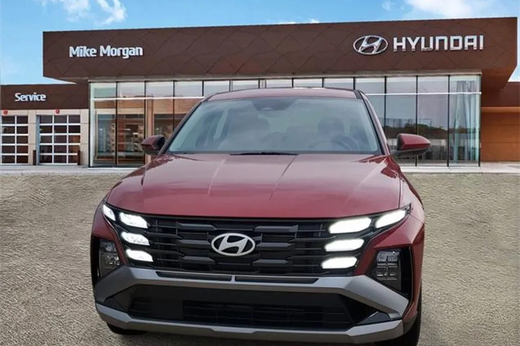 2025 Hyundai Tucson SE photo 1
