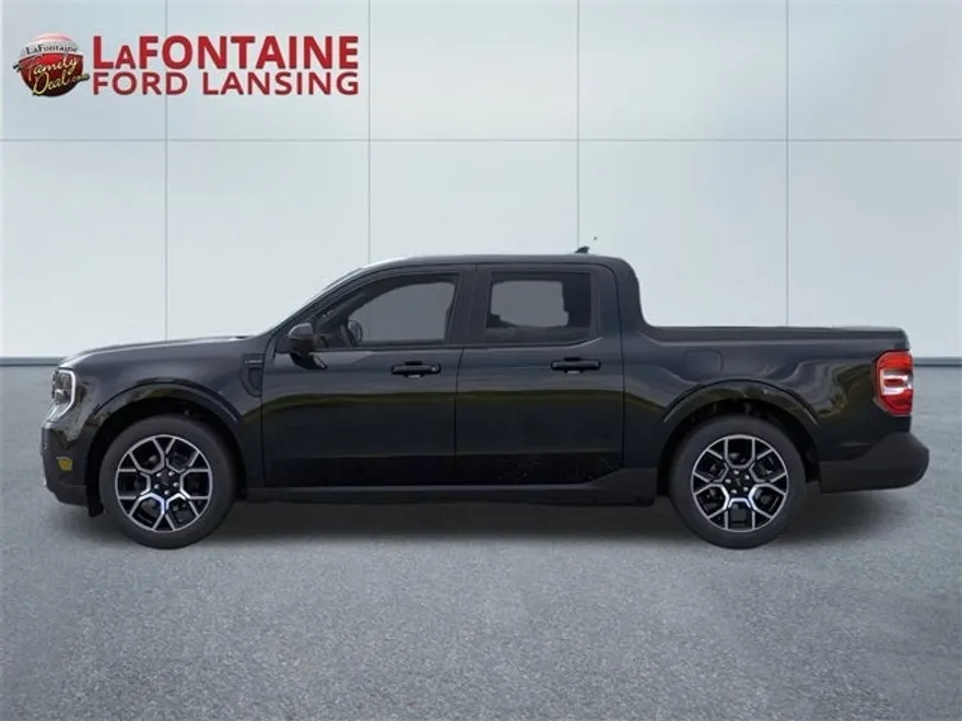 2025 Ford Maverick Lariat photo 1