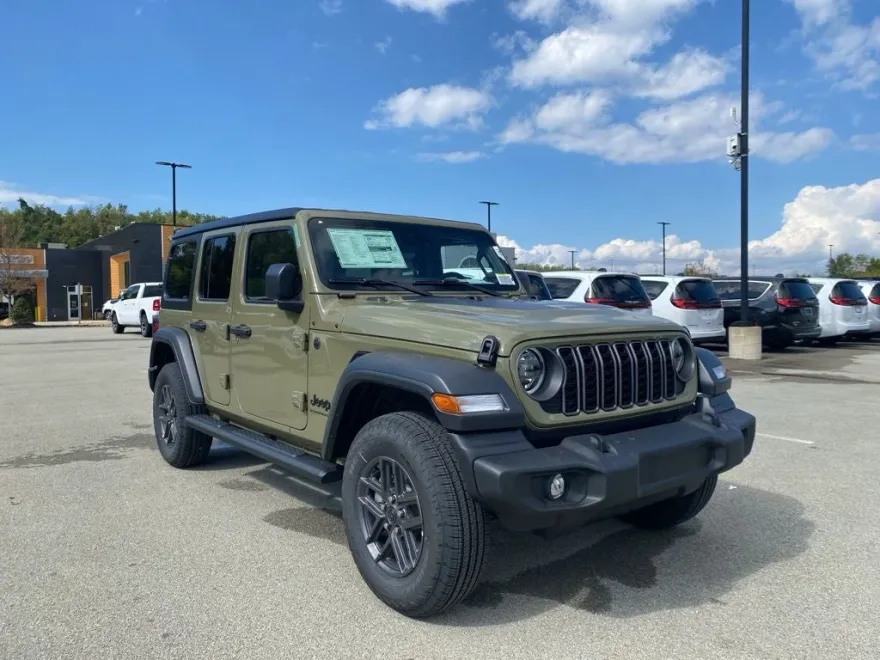2025 Jeep Wrangler Sport S photo 1
