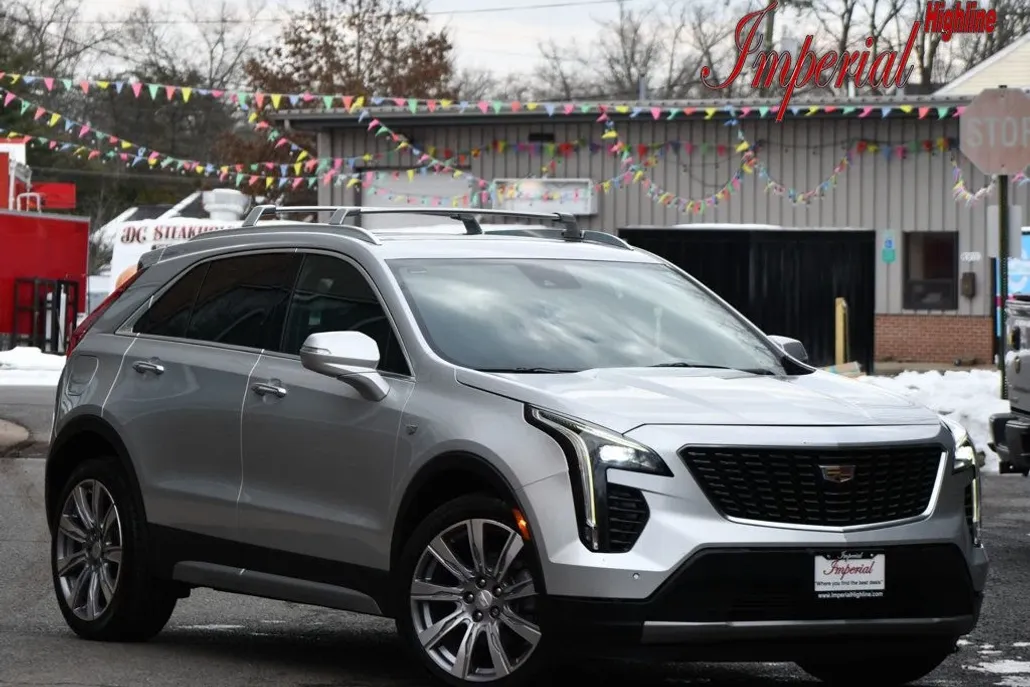2020 Cadillac XT4 Premium Luxury photo 1