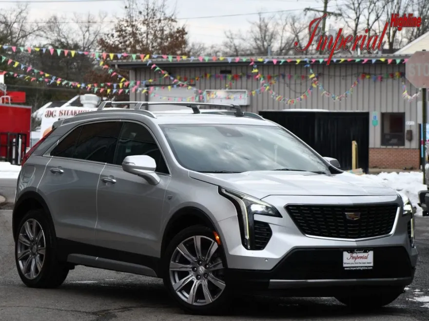 2020 Cadillac XT4 Premium Luxury photo 1